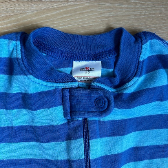 Hanna Andersson baby striped zip sleeper in blue - Picture 2 of 3